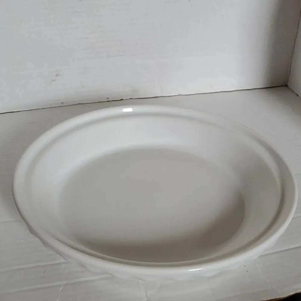 Fiestaware FIESTA Pie Plate Deep Dish Baker Bake Bakeware Cookware White CERAMIC